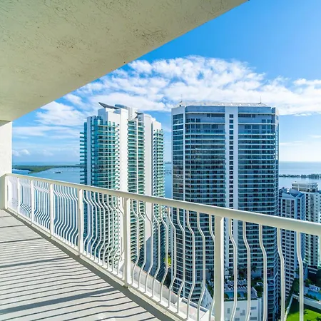 High-End Condo In Glamorous Brickell